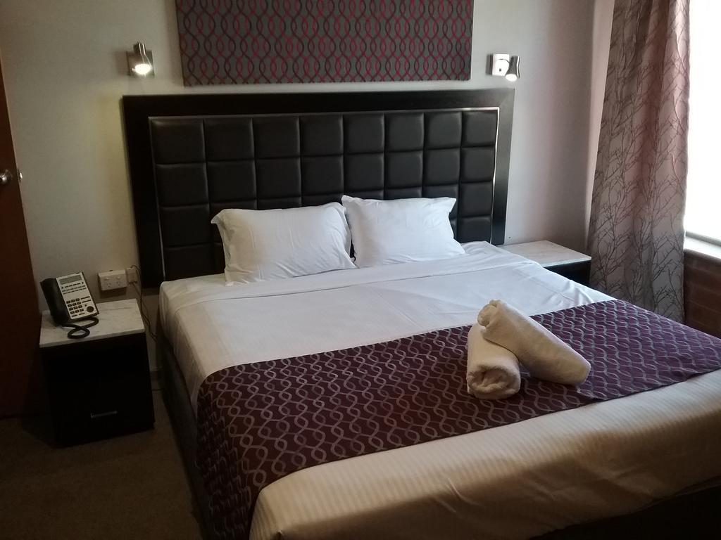 Pooraka Motor Inn Екстер'єр фото
