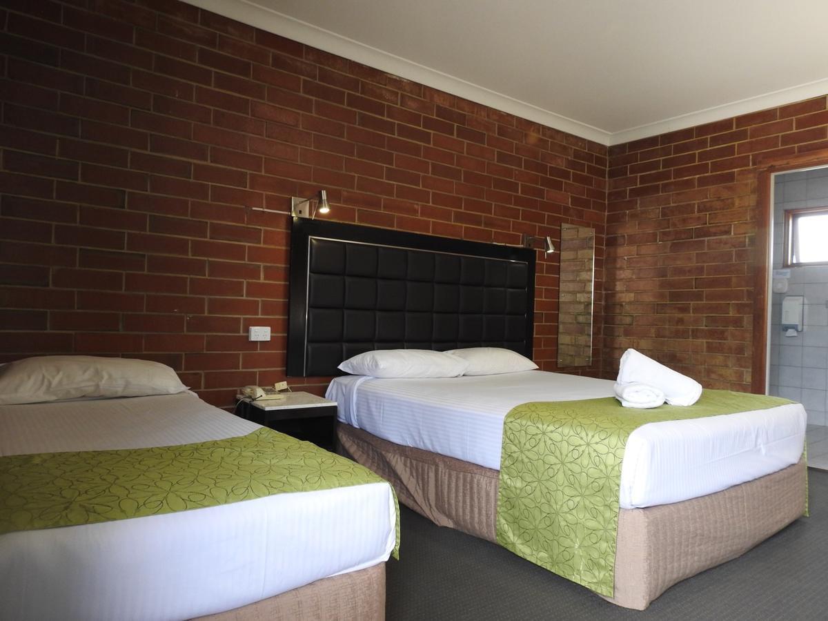 Pooraka Motor Inn Екстер'єр фото