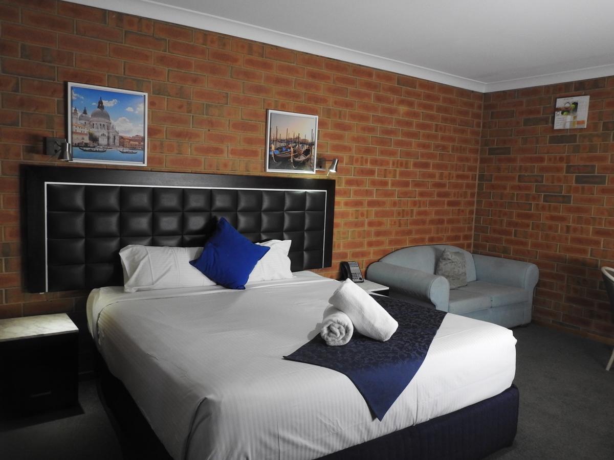 Pooraka Motor Inn Екстер'єр фото