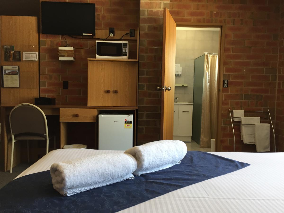 Pooraka Motor Inn Екстер'єр фото