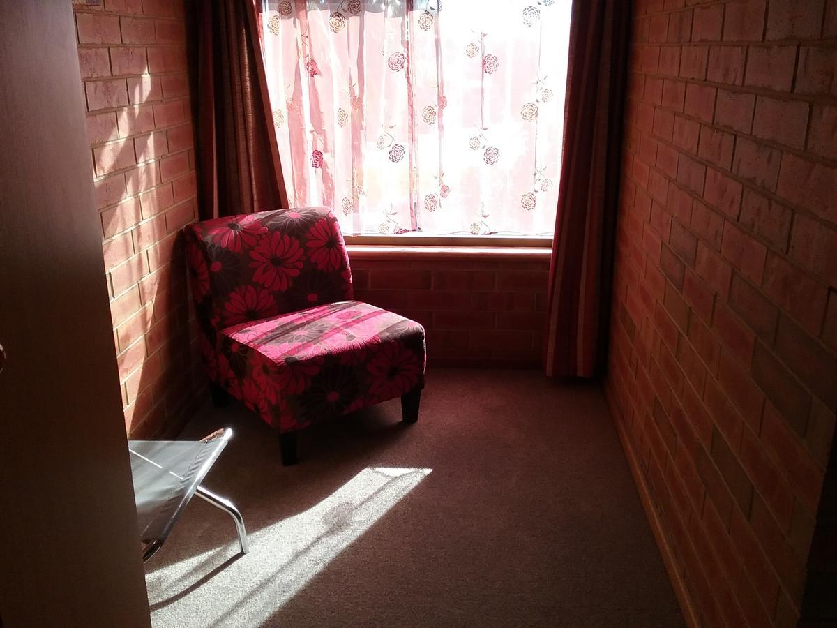 Pooraka Motor Inn Екстер'єр фото